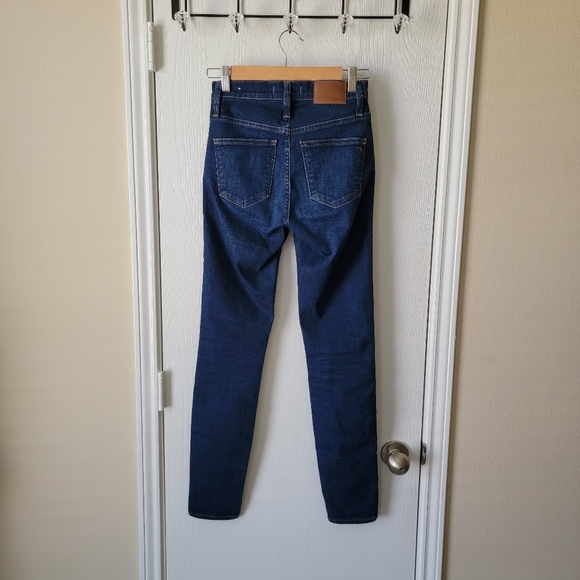 Madewell High Rise 10" Skinny Jeans - Picture 4 of 10